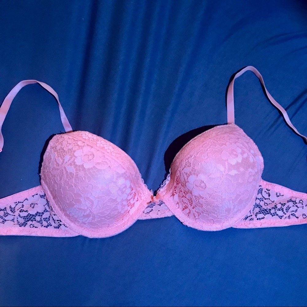 32D Secret Possessions Bra, Orange/Pink Floral Lace - Never Worn